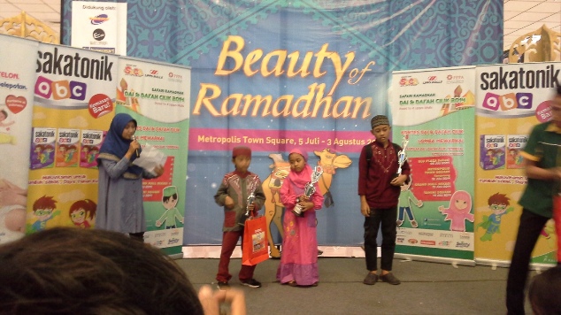 image SDIT Dauroh mendapatkan Juara 2 Lomba Dai & Daiah Cilik 2014 