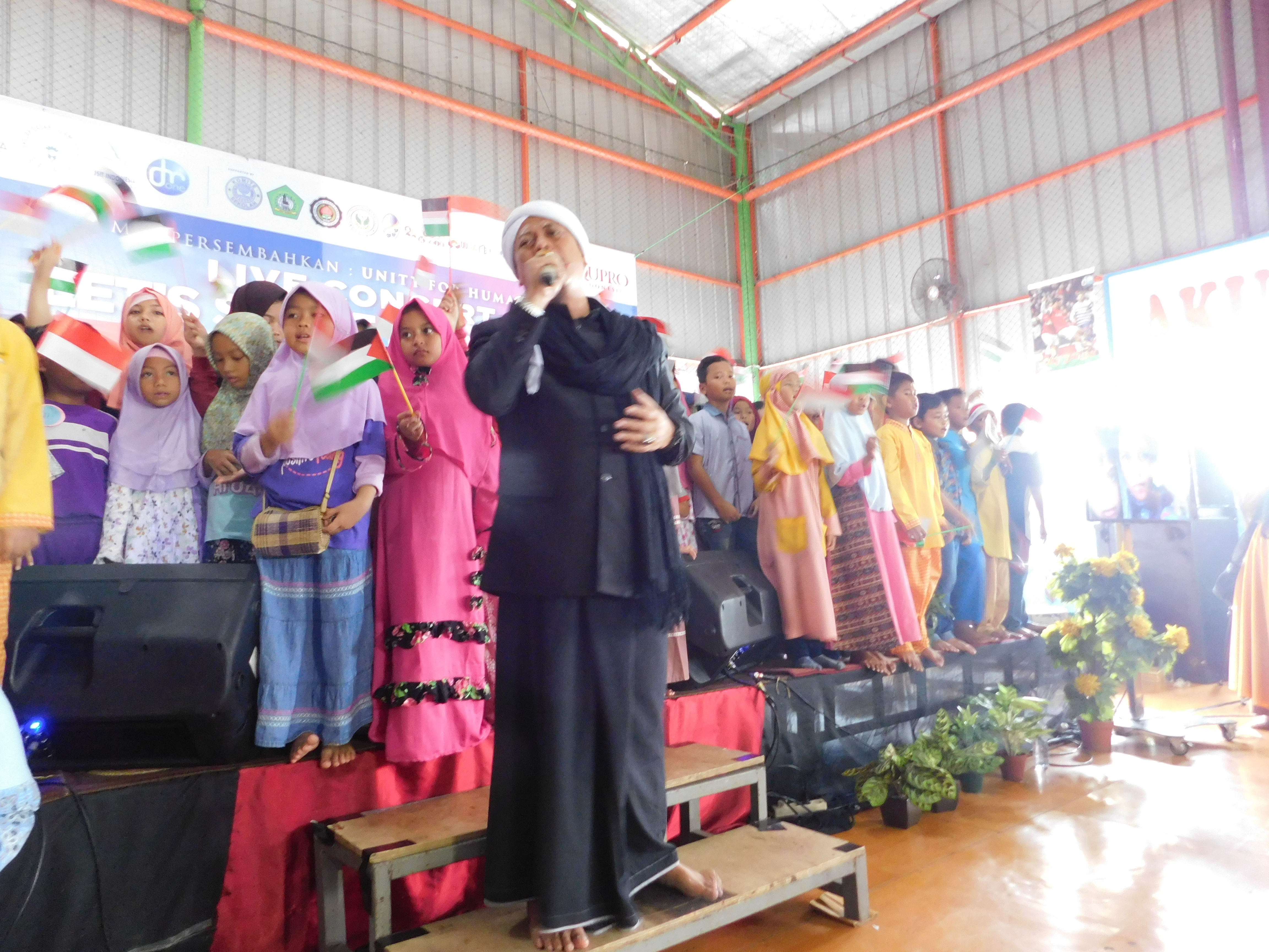 DAUROH FAIR 2018 DALAM KONSER AMAL PEDULI PALESTINA BERSAMA OPICK TOMBO ATI