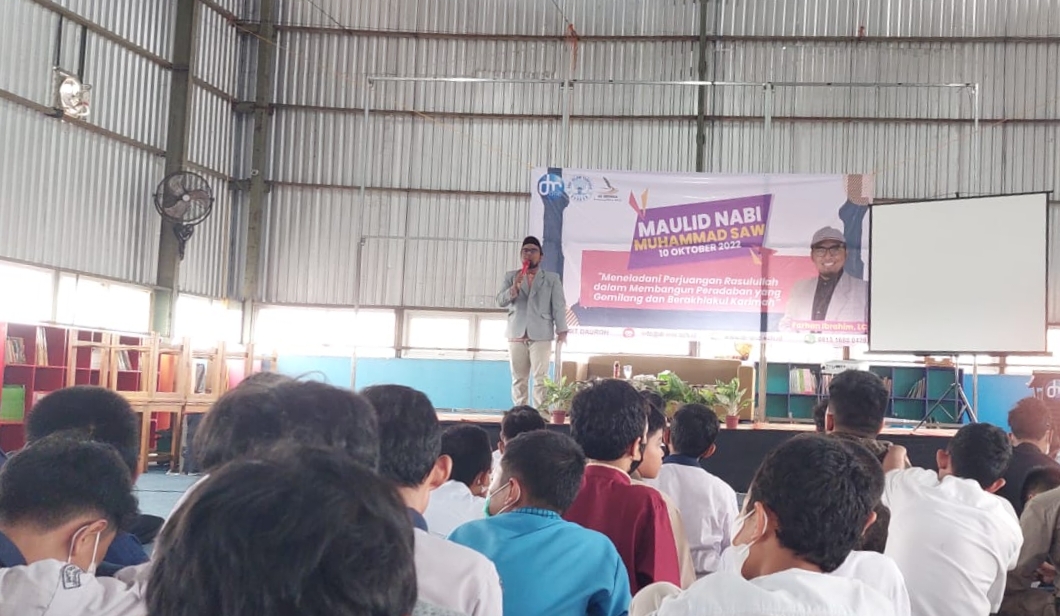 image Peringati Maulid Nabi Muhammad, SMPIT Dauroh Teladani Perjuangan Rasulullah