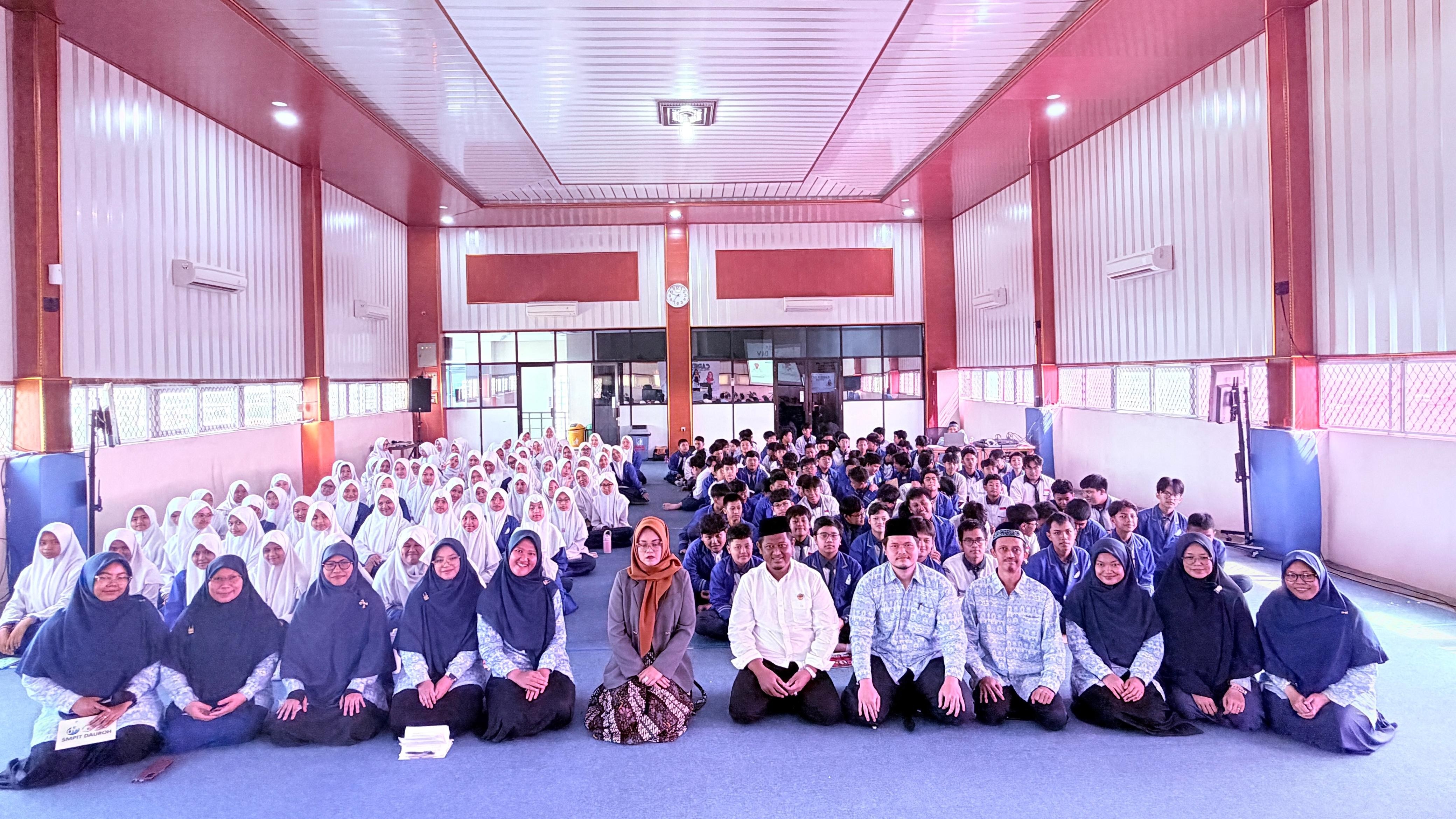 image Dokter dan Pengusaha Berbagi Inspirasi di Carier Day 2025